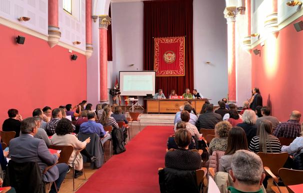 La vicesecretaria general del PSOECyL preside la jornada de formación sobre la elaboración de presupuestos municipales dirigida a alcaldes y ediles de la provincia de Valladolid.