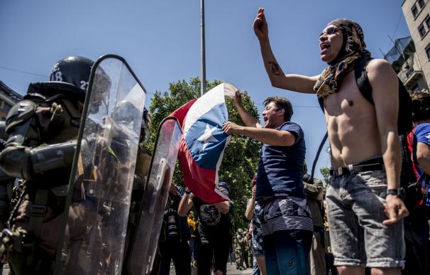 Manifestantes durante las protestas en Santiago de Chile.
