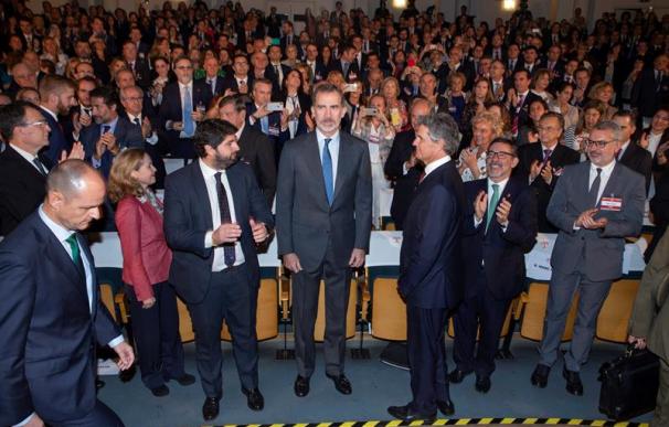 empresarios catalanes con Felipe VI
