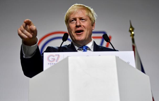 Boris Johnson plantea purga interna y Corbyn lanza su ofensiva para gobernar