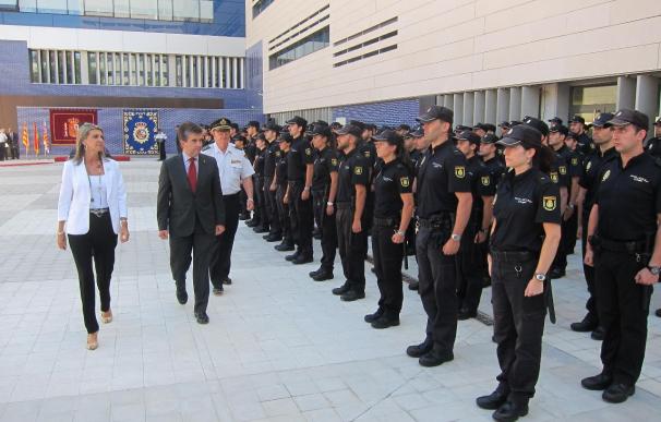 El Gobierno destina la mitad de los nuevos policías a Cataluña y destaca que es una "prioridad"