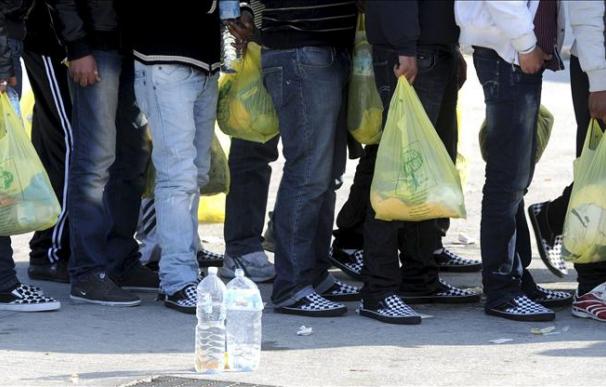 Itália: 79 imigrantes ilegais egípcios são interceptados na Sicília