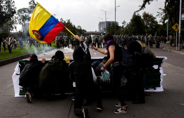 Manifestantes en Colombia. / EFE