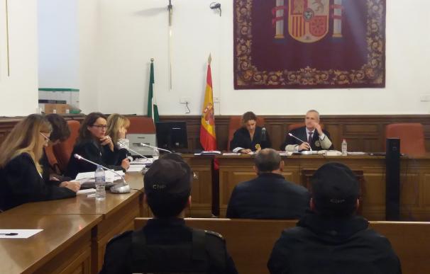 Juicio contra un acusado de matar a tiros a su mujer en Guadahortuna (Granada)