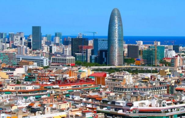 Comprar casa en Barcelona y Madrid se lleva ya más del 25% del sueldo