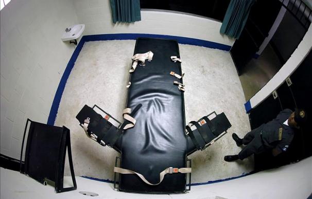 El condenado a muerte en la prisión de Ohio pesa cerca de 220 kilos.