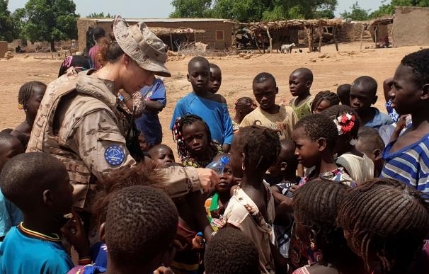 La sargento Marta García Cacabelos, de misión en Mali. / EFE