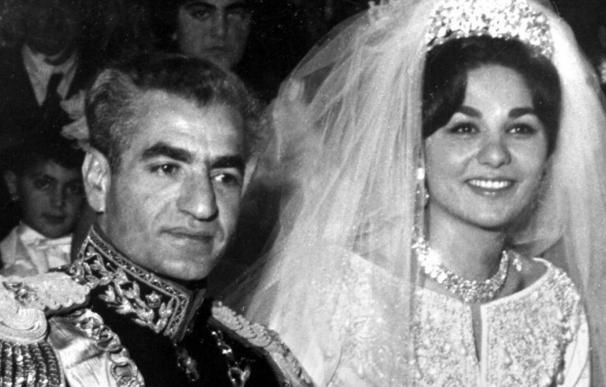 El sha Muhammad Reza Pahlevi y su esposa. / EFE