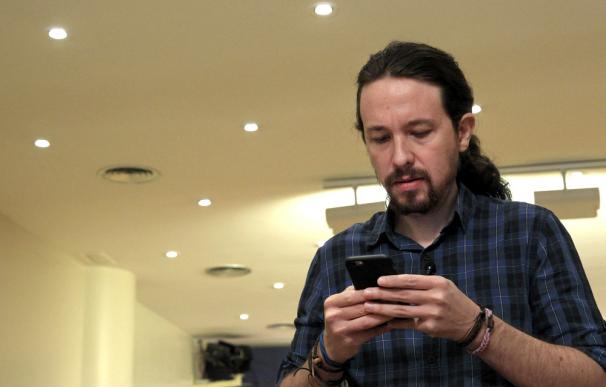 Iglesias y sus cuatro ministros se unen al teléfono móvil 'antiescuchas' del CNI