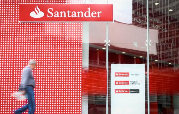 Santander gana 551 millones extra en el nuevo oasis fiscal de Bolsonaro en Brasil