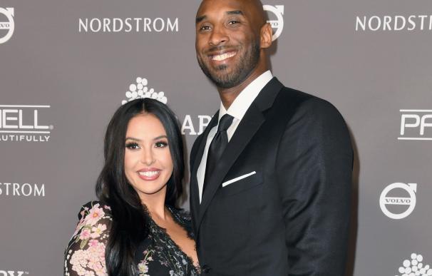 Kobe Bryant y su esposa. / EP
