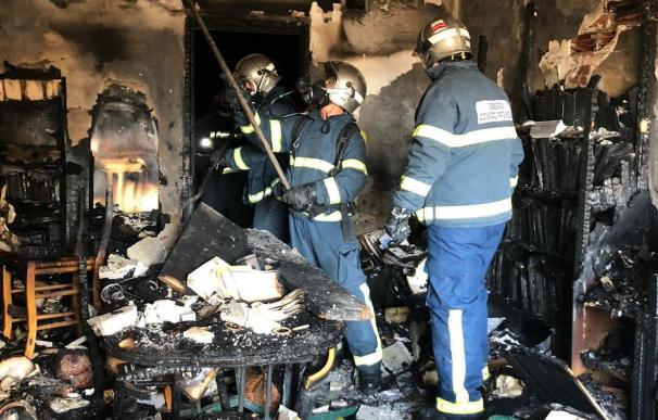 Mueren un hombre y una mujer en el incendio de su vivienda en Cádiz