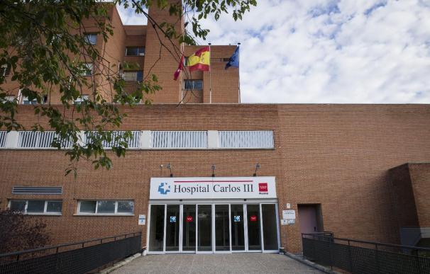 Mariano Rajoy visita el hospital Carlos III