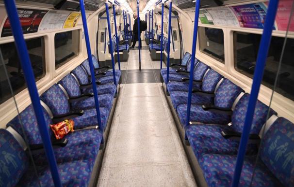 Metro Londres vacío coronavirus