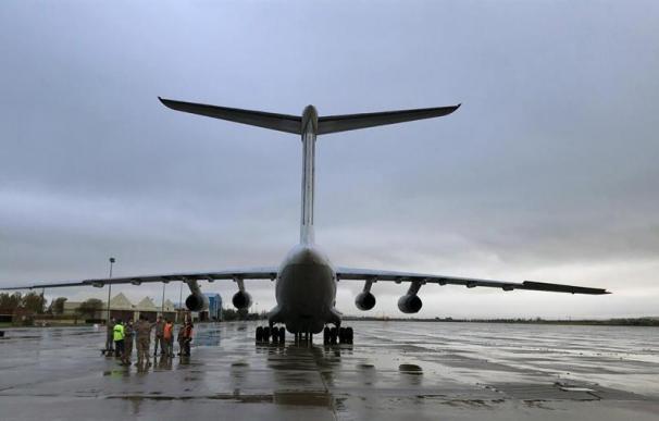 Un avión procedente de Shanghái, con 11,7 toneladas de material sanitario
