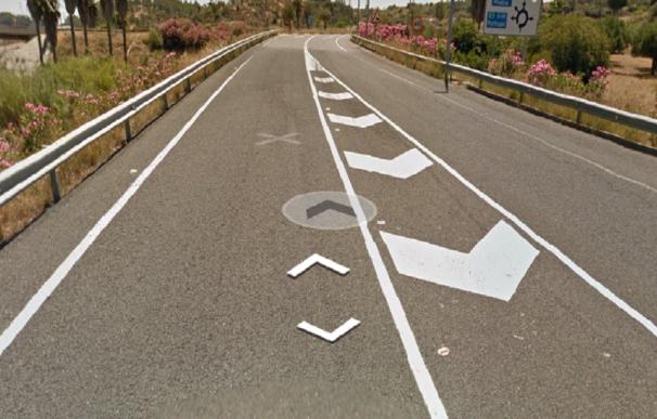 Muere una persona y una niña resulta herida en la salida de vía de un turismo en Ayamonte (Huelva)