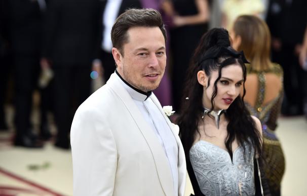 Elon Musk y su esposa./ EP