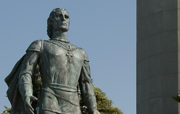 La ciudad de San Francisco retira su estatua de Colón tras la convocatoria de una protesta para tirarla al mar