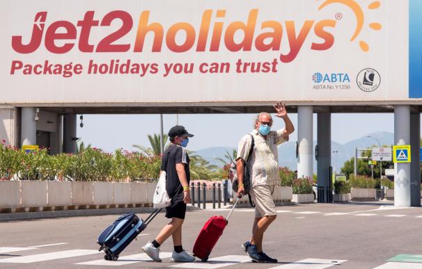 Aeropuerto de Palma tras la confirmación de Reino Unido de mantener la cuarentena a viajeros procedentes de España