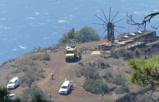 Las llamas del incendio forestal de La Palma han alcanzado la zona de los pagos de Buracas.
