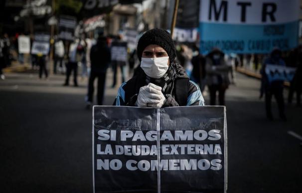 Imagen de una manifestación en Buenos Aires (Argentina) contra el pago de la deuda externa