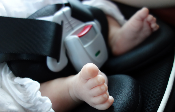 El bebé que fue olvidado en el coche en Lisboa estuvo dentro del vehículo siete horas.