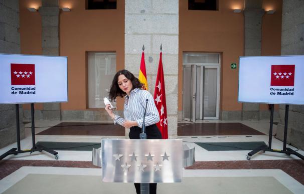 La presidenta en funciones de la Comunidad de Madrid, Isabel Díaz Ayuso, ofrece una rueda de prensa tras la reunión del Consejo de Gobierno, este miércoles en la Real Casa de Correos.