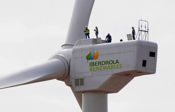 El juez imputa a Iberdrola Renovables Energía por los contratos con Villarejo