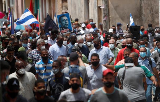 Protestas en Cuba: el presidente llama a salir a la calle y defender la revolución