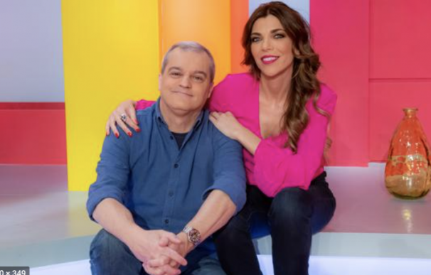 Ramón García con Gloria Santoro, copresentadora del espacio, 'En compañía'