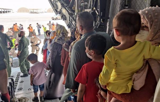 20-08-2021 Afganos evacuados en el segundo avión de repatriación fletado por España
POLITICA 
MINISTERIO DE DEFENSA