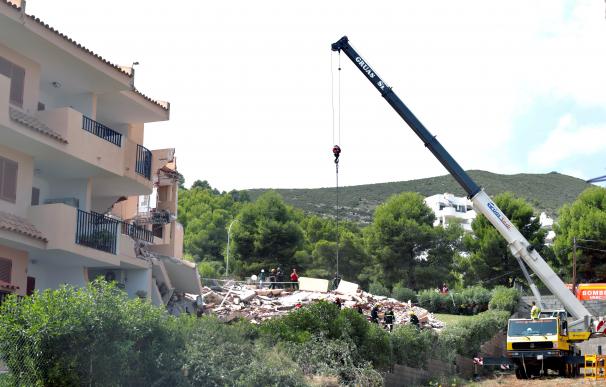 El edificio de tres plantas derrumbado en una urbanización de Peñíscola (Castellón).