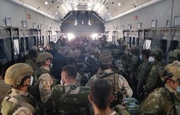 España termina la evacuación en Kabul: el personal diplomático ya está en Dubái
