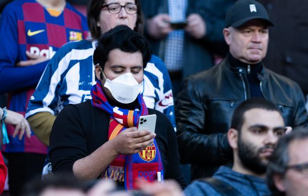Aficionados del club Barcelona.