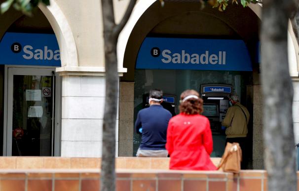 Sabadell plantea 1.900 despidos y ficha a Manpower para el plan de recolocación