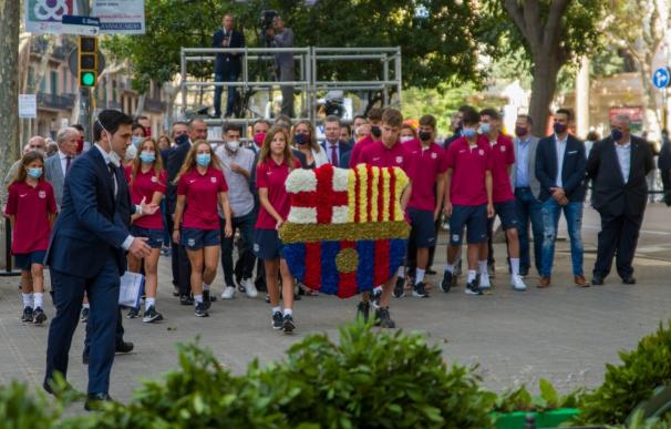 Ofrenda del FC Barcelona ante el momento de Rafael Casanova en Barcelona por la Diada.