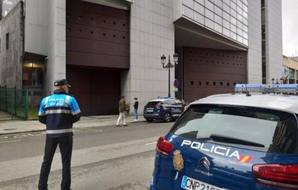 Oviedo amenaza de bomba