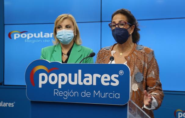 La diputada del PP Isabel Borrego junto a la senadora Violante Tomás
PP REGIÓN DE MURCIA
11/10/2021