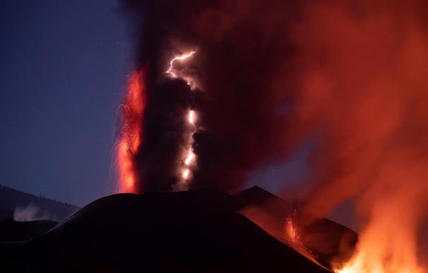El volcán de La Palma lleva casi dos meses en erupción