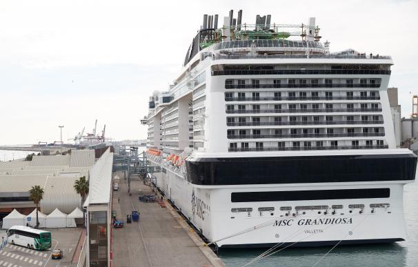 MSC Cruceros atraca en Barcelona con positivos a bordo