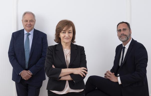 Santiago de Torres, Isabel Lozano y Josep María Huch, la cúpula directiva de Atrys.