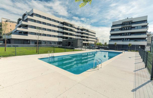 La piscina de la promoción BtR Las Terrazas de Alcalá de Henares que Aedas Homes ha promovido para Avalon Properties AEDAS HOMES 21/2/2022