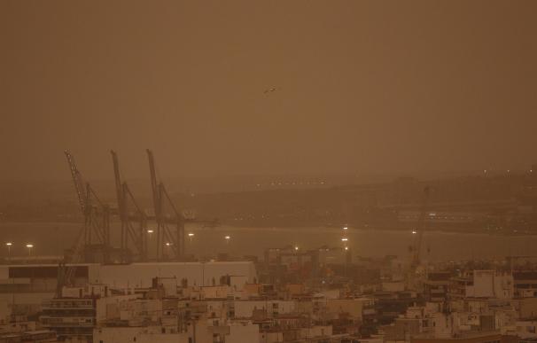 Excepcional nube de polvo sobre Murcia