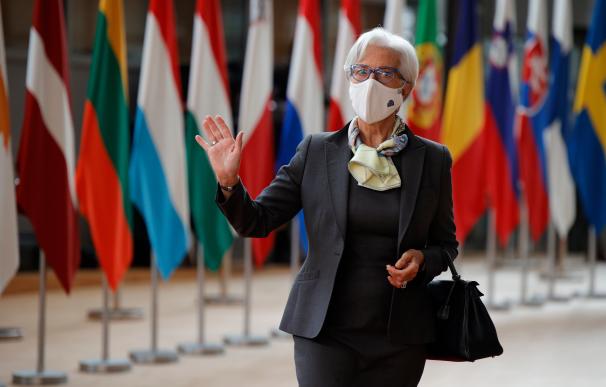 Christine Lagarde se ha visto acuciada por las nuevas tensiones inflacionistas y ha dado el alto a la política de dinero gratis del BCE.