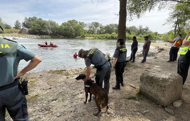 Búsqueda cadáver menor desaparecido en el río Ebro