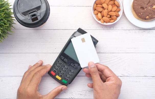 Las tarjetas de crédito y débito tienen ahora un competidor en las BNPL virtuales.
