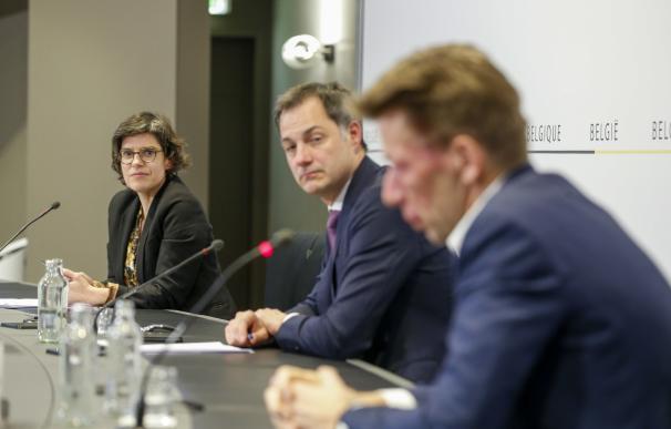 El primer ministro de Bélgica, Alexander De Croo, y el ministro belga de Energía, Tinne Van der Straeten