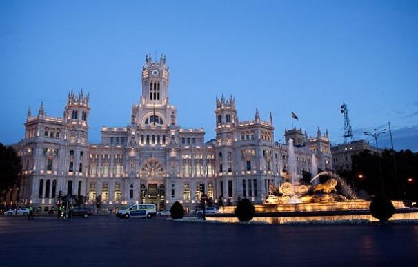 Plaza de Cibeles de Madrid iluminada FCC 05/9/2022