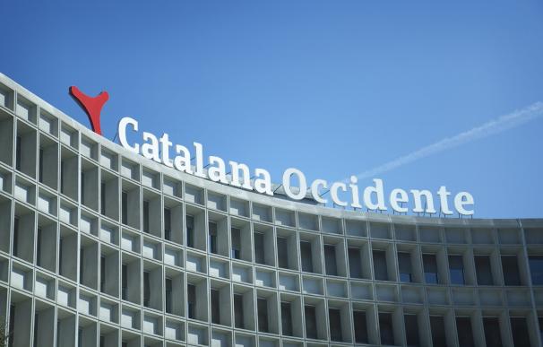Catalana Occidente presenta un plan de salidas voluntarias para 550 empleados