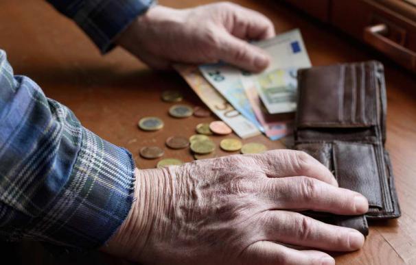 Las pensiones de enero se cobrarán con el alza: estas serán las nuevas cuantías